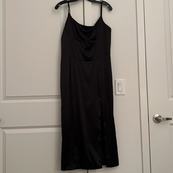 Satin thigh high slit, square neck spaghetti strap midi dress - Picture 3 of 6